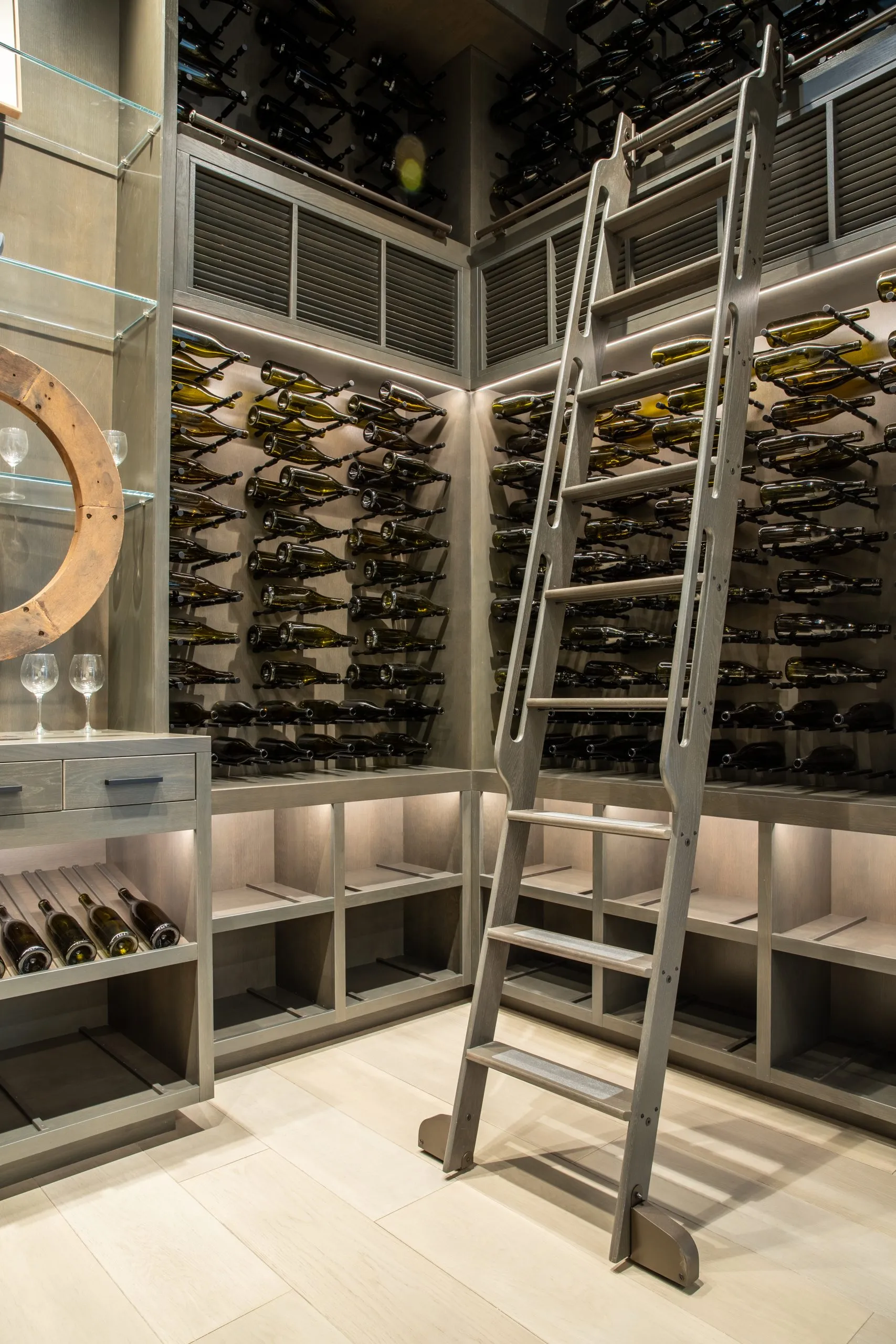 Modern LED Lighted Wine Storage Rack Wall Mounted Metal Wine Glass