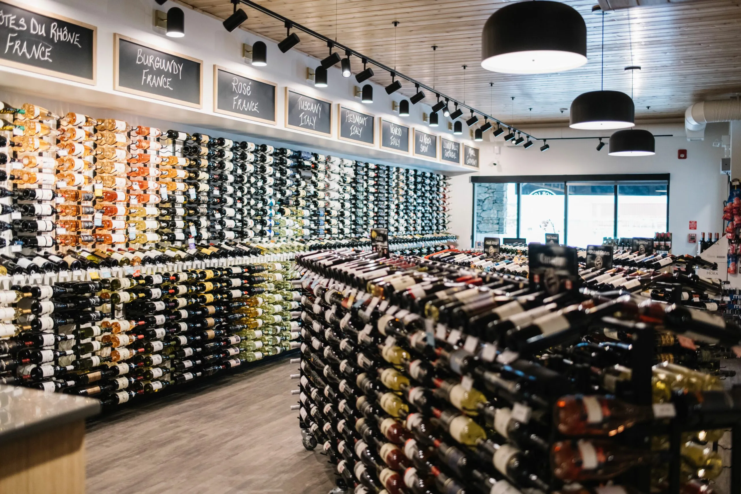 Liquor Lodge (Jasper, AB) VintageView